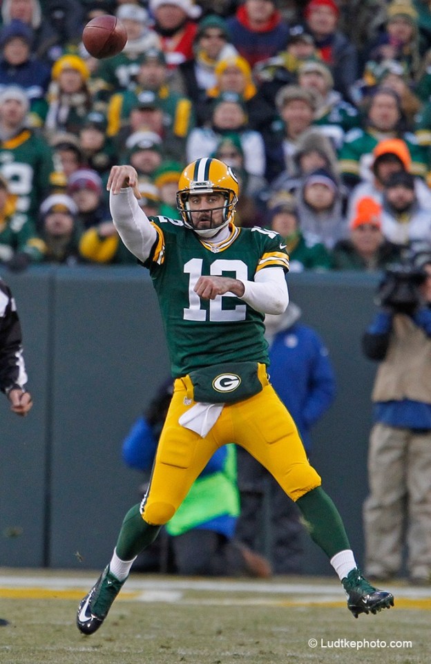 Patriots Packers Football