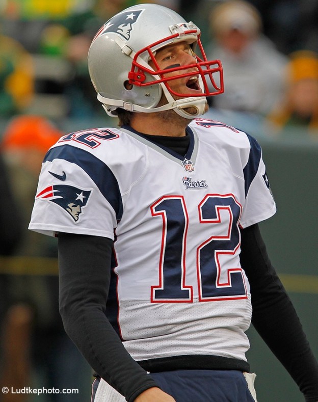 Patriots Packers Football