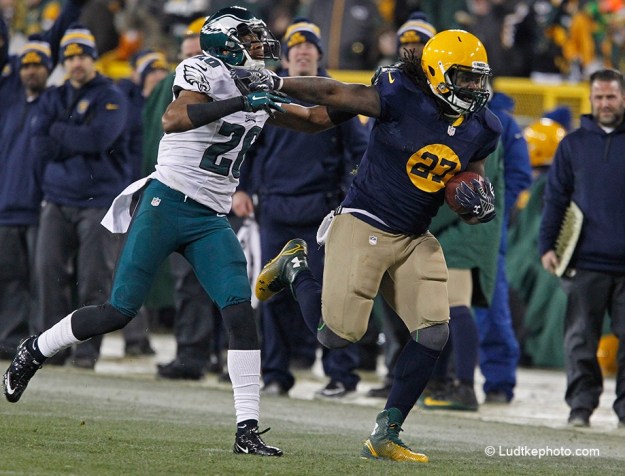 Eagles Packers Football